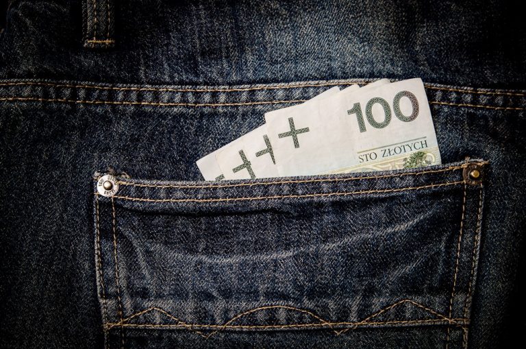 Kredyt na budowę domu – czym różni się od zakupu mieszkania?